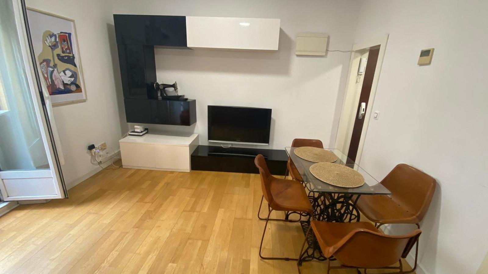 Comfortable Flat In Paseo Del Prado Atocha-Almd8 Madrid Exterior foto
